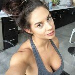 New Must See Photos of Kaitlyn Showing Off Her Amazing Body